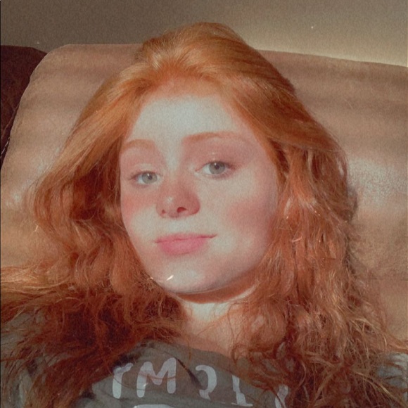 Meet your Posher, Zoe - Picture 1 of 1